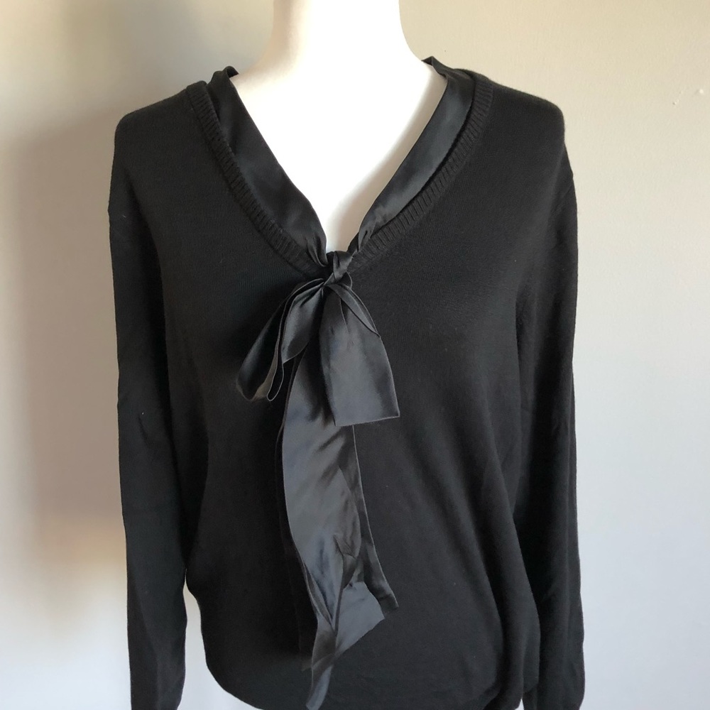 NWT Liz Claiborne Black Blouse with bow size L